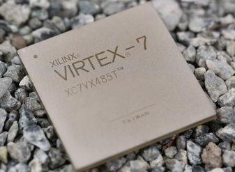 XC7VX690T-2FF1158I图片2