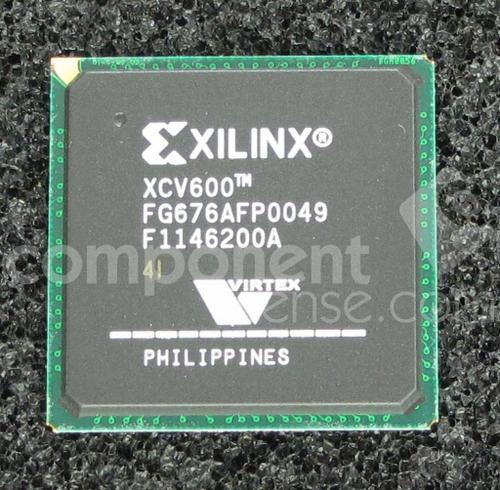 XCV600-4FG676I图片3